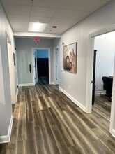 600 Enterprise Dr, Oak Brook, IL à louer Photo du bâtiment- Image 2 de 9