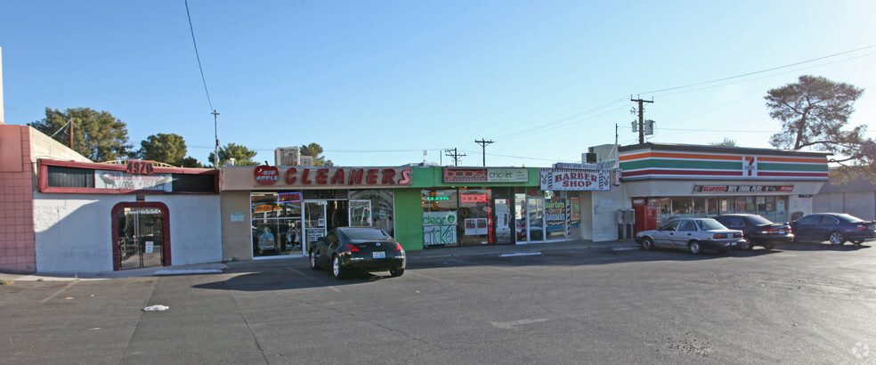 4950-4960 W Charleston Blvd, Las Vegas, NV for sale - Primary Photo - Image 1 of 8