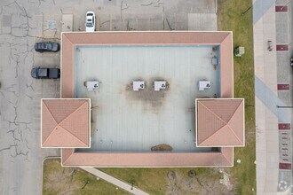 6100 Macleod Trl SW, Calgary, AB - Aérien  Vue de la carte - Image1