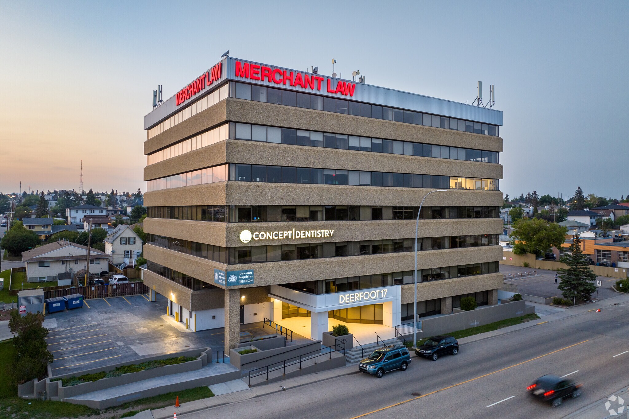 2710 17th Ave SE, Calgary, AB à louer Photo principale- Image 1 de 10