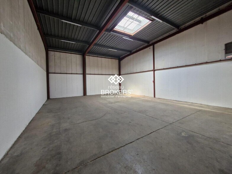 Industrial in Champigny Sur Marne for lease - Interior Photo - Image 3 of 6