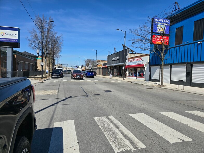 11131 S Michigan Ave, Chicago, IL for sale - Building Photo - Image 2 of 8