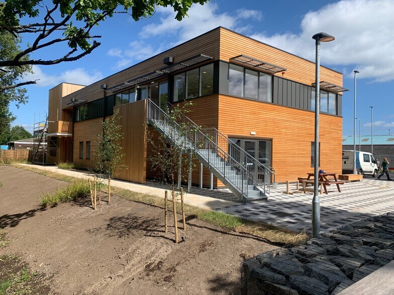 21-23A Carsegate Rd, Inverness à louer - Photo du bâtiment - Image 2 de 15