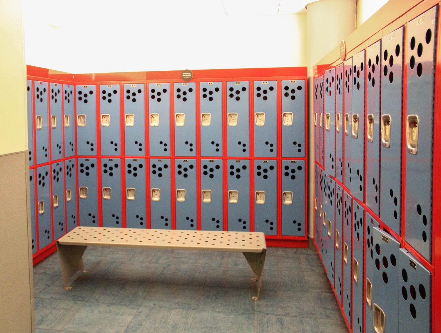 1 Bergen Town Ctr, Paramus, NJ for lease Interior Photo- Image 1 of 13