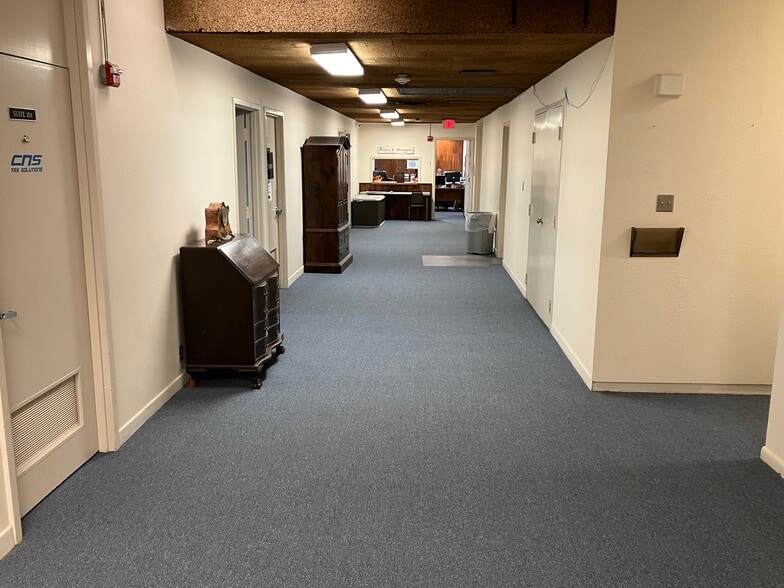 2630 E Lamar Blvd, Arlington, TX for lease - Primary Photo - Image 1 of 16