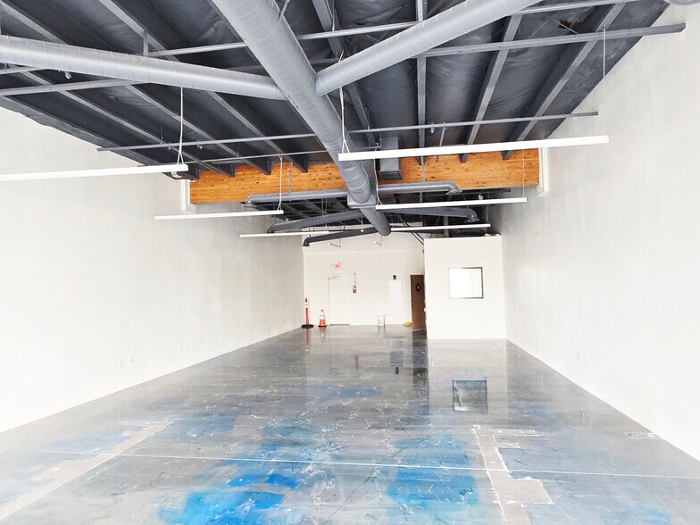 44100 Jefferson St, Indio, CA à louer - Photo du bâtiment - Image 3 de 8