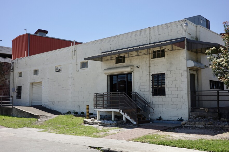 1120 Naylor St, Houston, TX for lease - Primary Photo - Image 1 of 6
