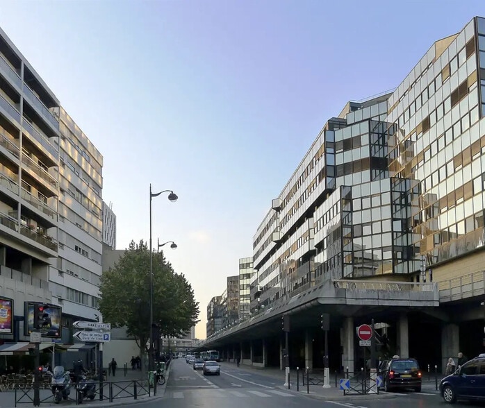Commerce de détail dans Paris à louer - Photo du bâtiment - Image 1 de 2