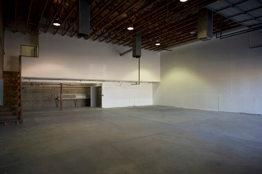 1641 Industrial Blvd, Lake Havasu City, AZ for lease - Building Photo - Image 2 of 9