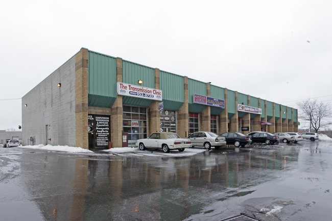 More details for 17075 Leslie St, Newmarket, ON - Flex for Sale