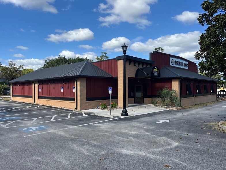 6401 N Kings Hwy, Myrtle Beach, SC à louer - Photo du bâtiment - Image 1 de 1