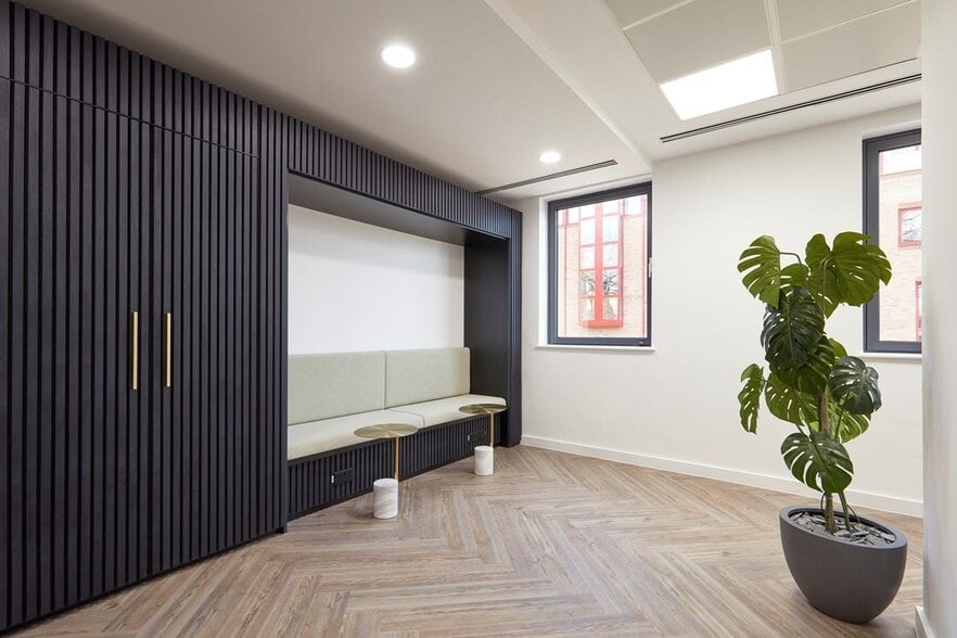 Castle Park, Cambridge for lease - Building Photo - Image 3 of 10