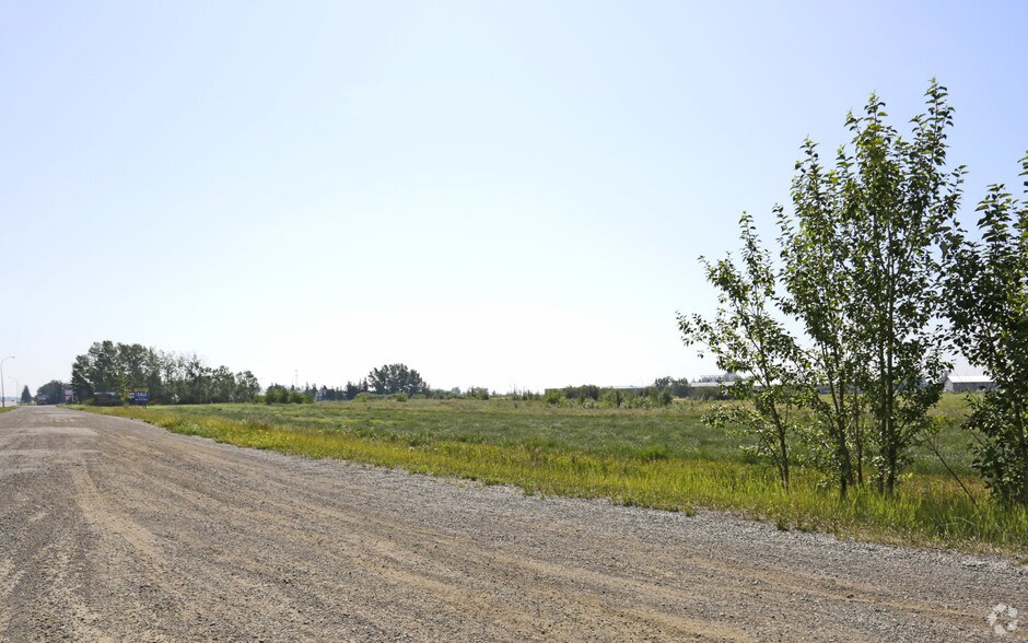 Canal Ave, Strathmore, AB à vendre - Photo du bâtiment - Image 1 de 1