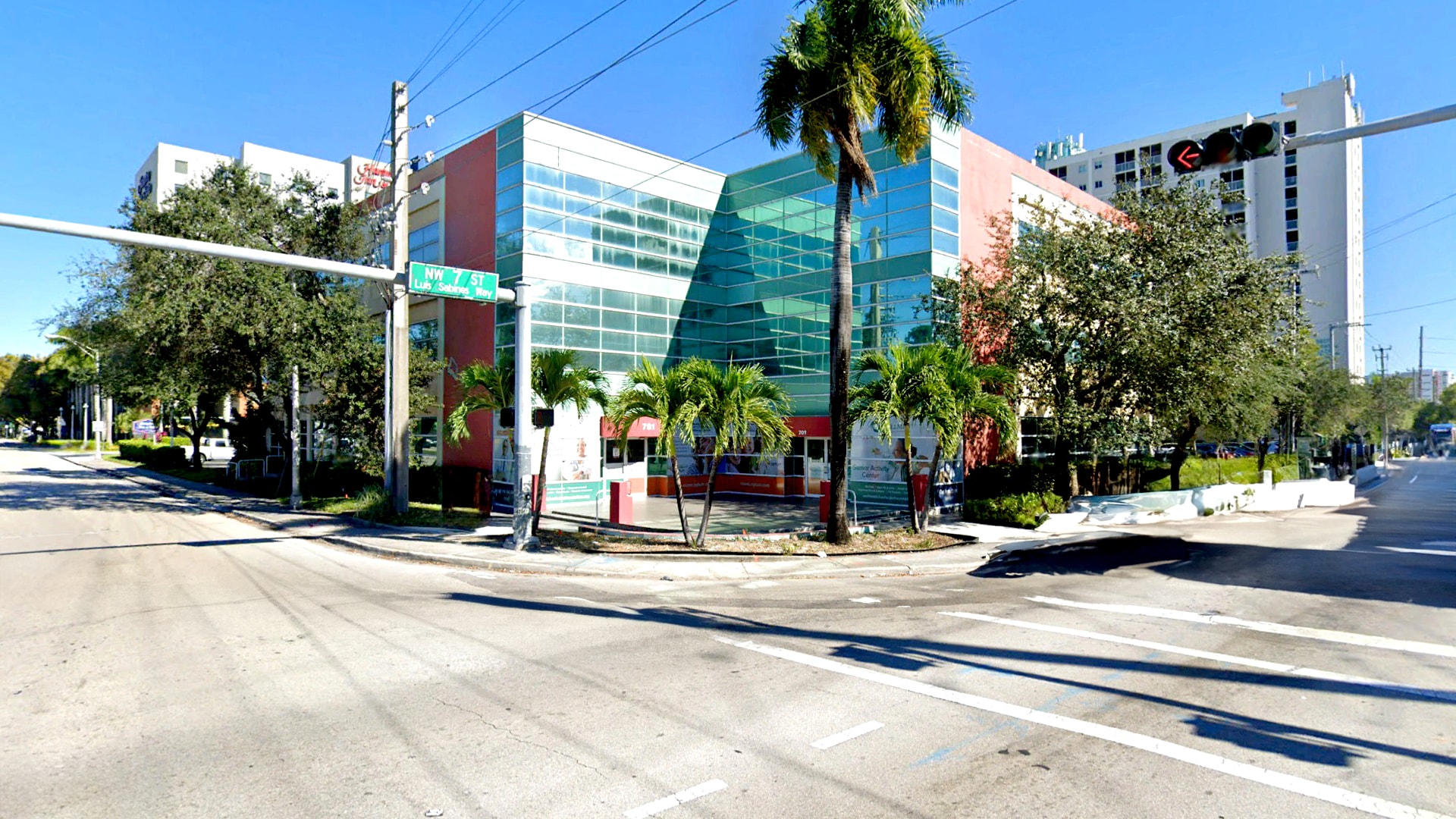 701-707 NW 57th Ave, Miami, FL for lease Primary Photo- Image 1 of 18