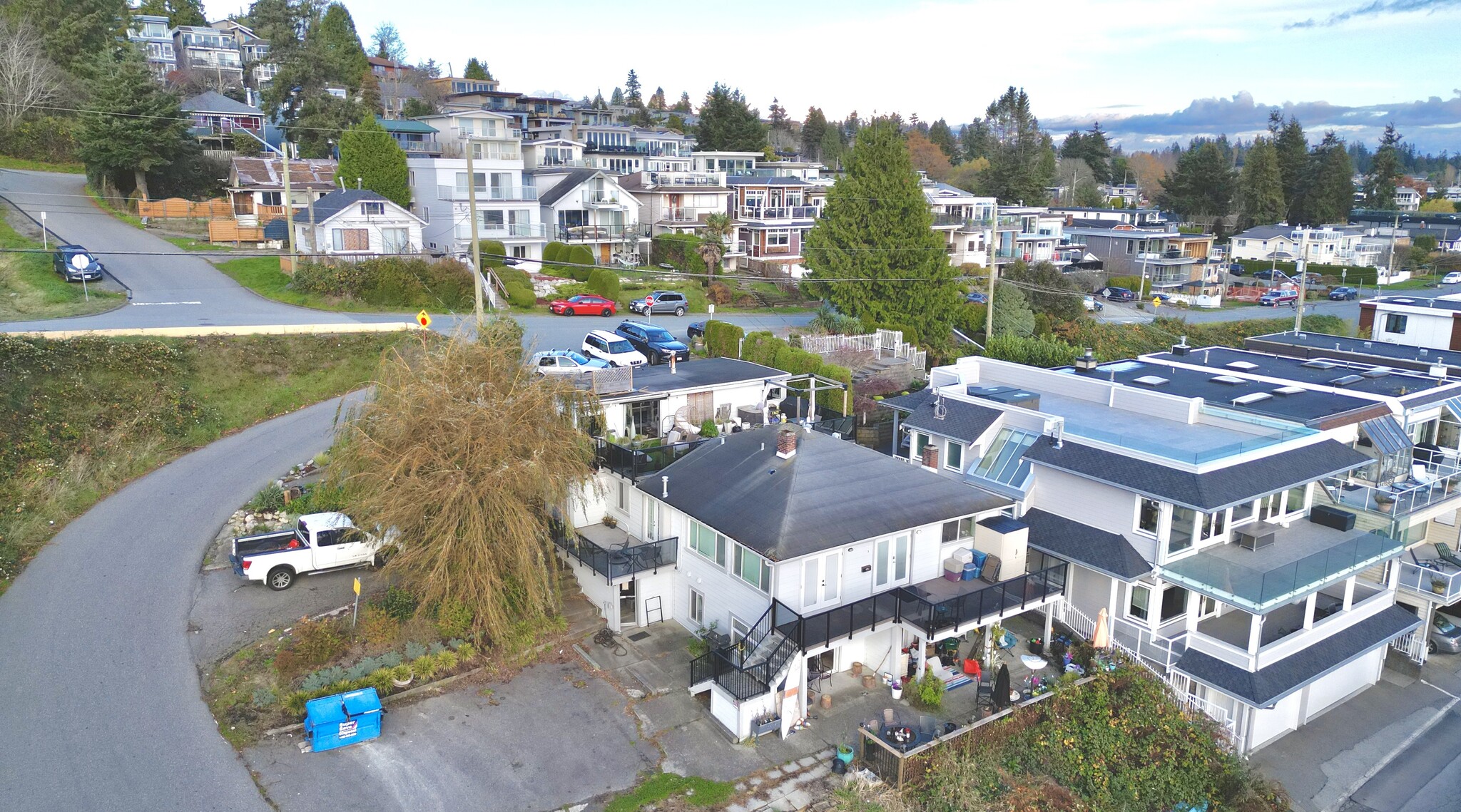 15474 Victoria Ave, White Rock, BC for sale Building Photo- Image 1 of 6