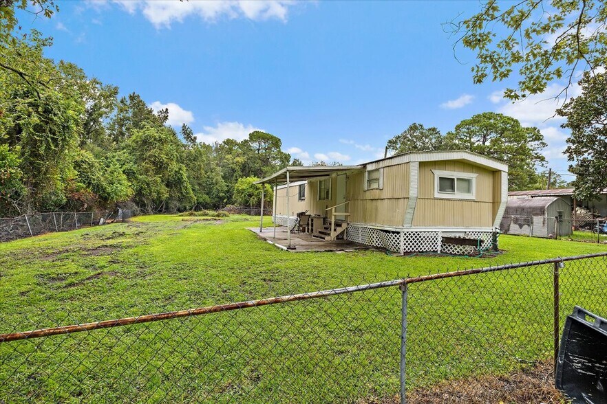 4676 Lambing Rd, Jacksonville, FL à vendre - Photo du bâtiment - Image 2 de 21