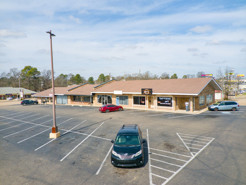 3212-3260 N State Line Ave, Texarkana, AR for lease - Building Photo - Image 2 of 5