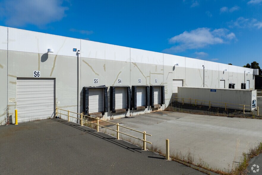 200 Linus Pauling Dr, Hercules, CA à vendre - Photo du bâtiment - Image 2 de 12