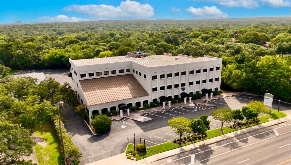 13409 NW Military Hwy, Shavano Park, TX for lease - Building Photo - Image 1 of 9