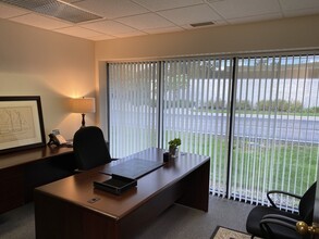 26677 W 12 Mile Rd, Southfield, MI for lease Interior Photo- Image 1 of 1