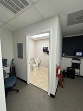 2225-2275 S Babcock St, Melbourne, FL for lease Interior Photo- Image 2 of 4