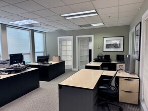 7599 Redwood Blvd, Novato, CA for lease Interior Photo- Image 1 of 4