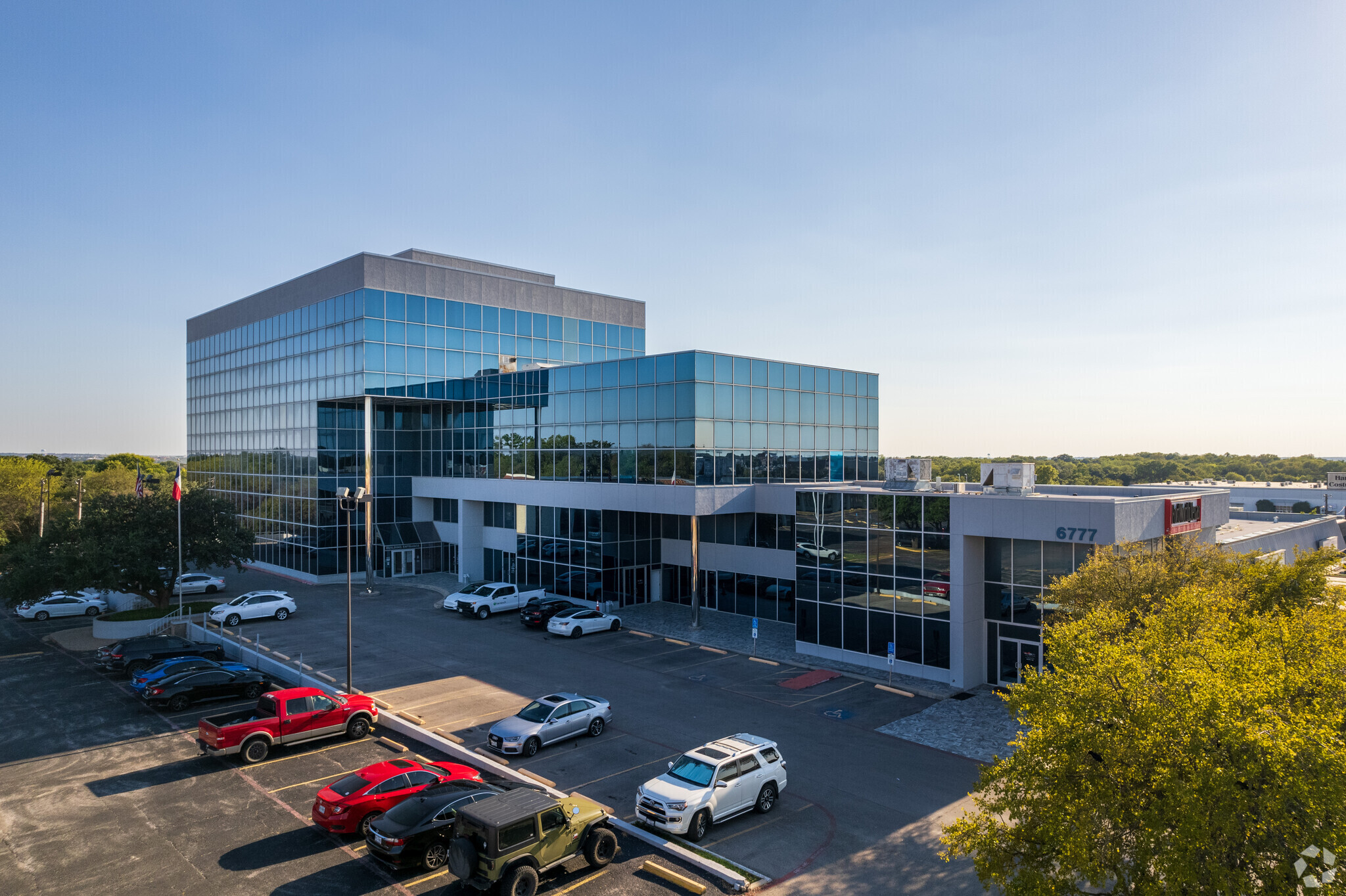 6777 Camp Bowie Blvd, Fort Worth, TX for lease Building Photo- Image 1 of 8