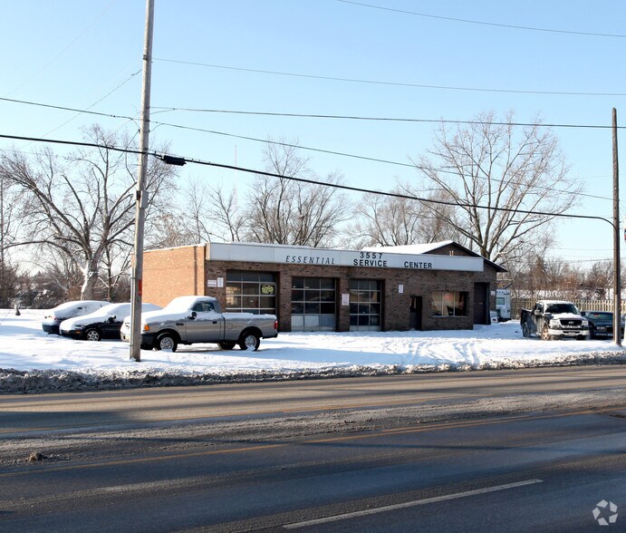 3557 E Main St, Whitehall, OH à vendre - Photo du bâtiment - Image 2 de 5