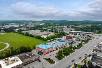14783-14785 Yonge St, Aurora, ON - AERIAL  map view