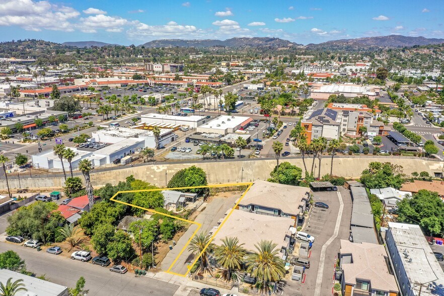 411 Waverly Pl, Escondido, CA à vendre - Photo du bâtiment - Image 1 de 13