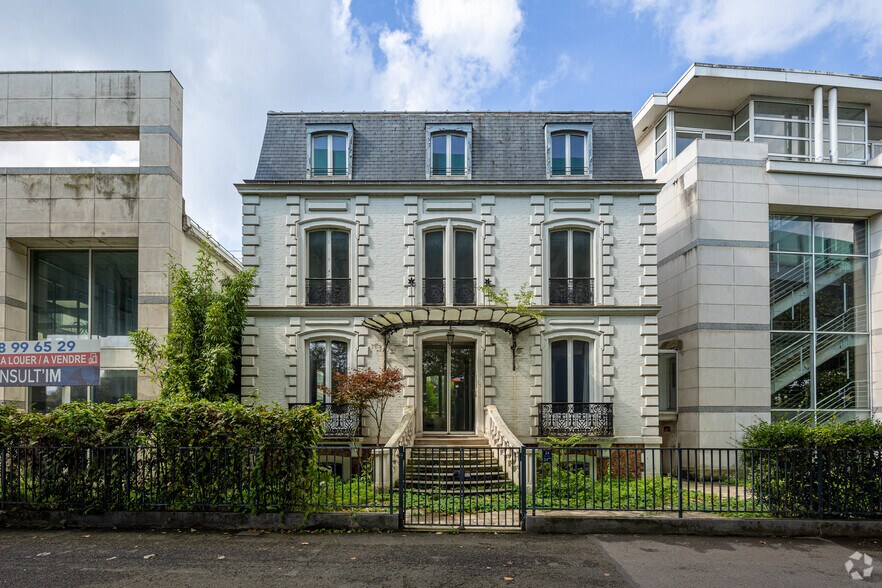 Bureau dans Saint-Cloud à vendre - Photo du bâtiment - Image 3 de 20