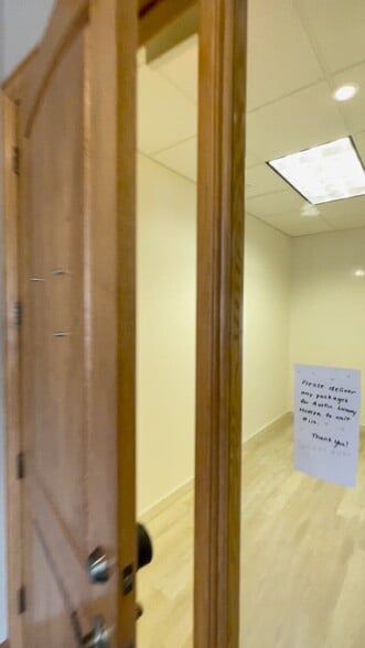 4407 Bee Caves Rd, West Lake Hills, TX for lease - Commercial Listing Video - Image 2 of 26