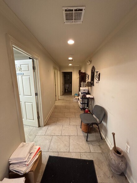 42 Sussex St, Kenner, LA à louer - Photo du bâtiment - Image 2 de 27
