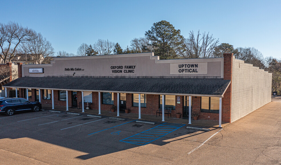 1110 N Lamar Blvd, Oxford, MS à vendre - Photo principale - Image 1 de 1