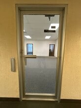 4001 W Devon Ave, Chicago, IL for lease Building Photo- Image 2 of 5