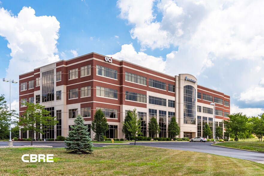 400 E-Business Way, Blue Ash, OH à louer - Photo du bâtiment - Image 2 de 3