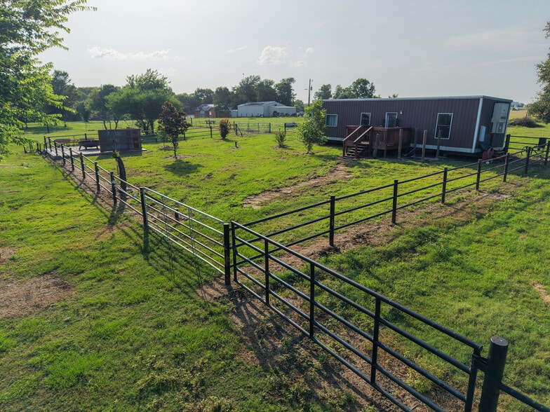 4140 Brown College Ln, Washington, TX for sale - Building Photo - Image 3 of 9