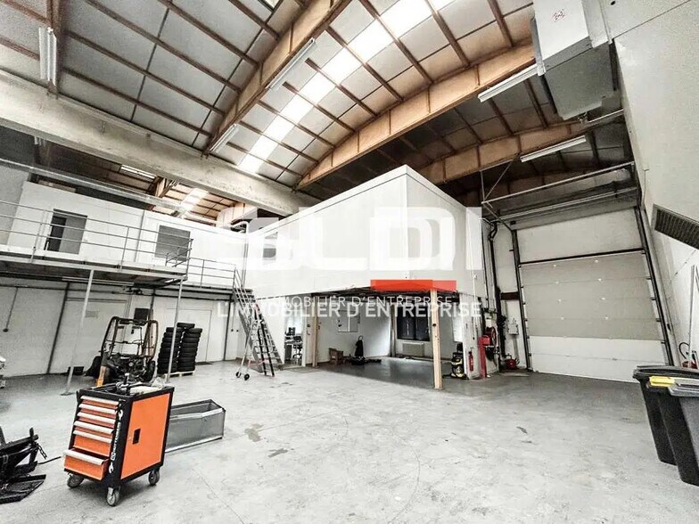 Flex dans Dardilly à louer - Photo intérieure - Image 3 de 13