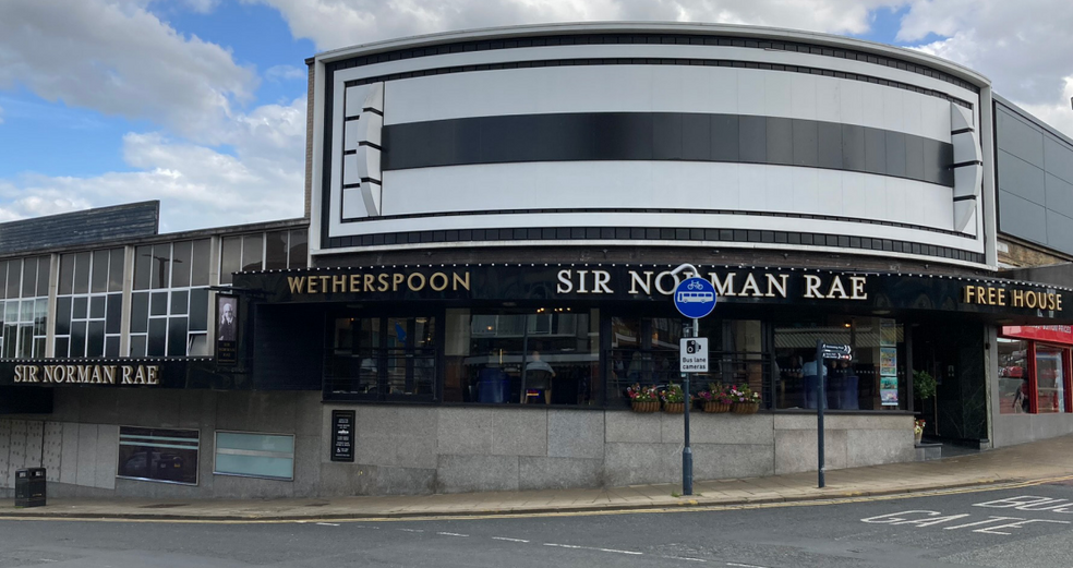 Market Square, Shipley for sale - Primary Photo - Image 1 of 1