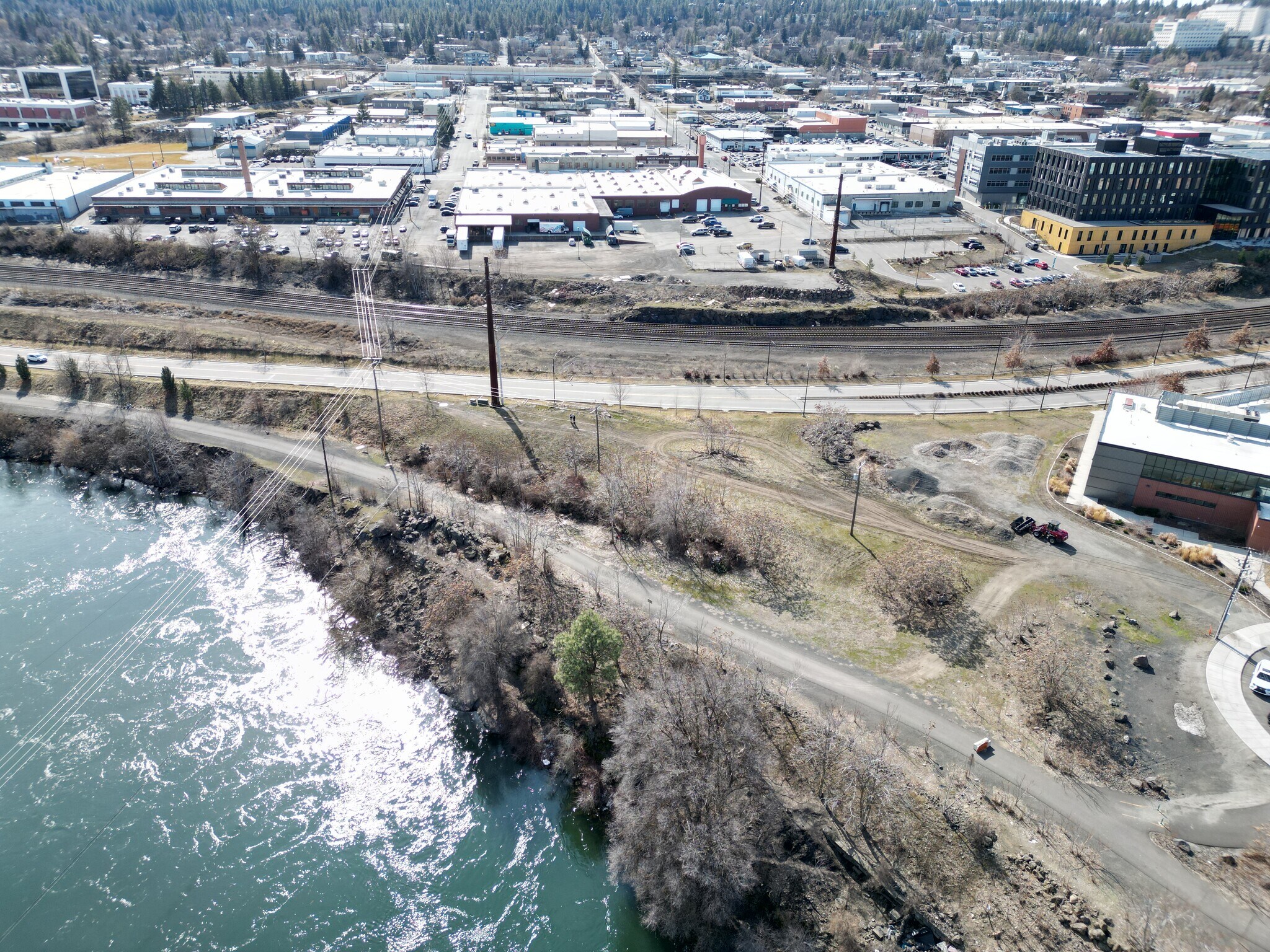 690 E Front Ave, Spokane, WA à vendre Photo principale- Image 1 de 9