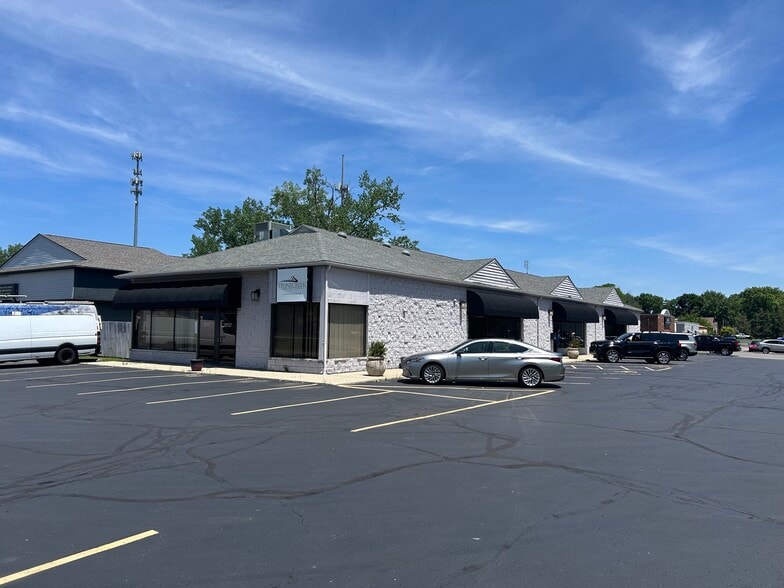 9420 Dayton Lebanon Pike, Dayton, OH for sale - Building Photo - Image 1 of 2