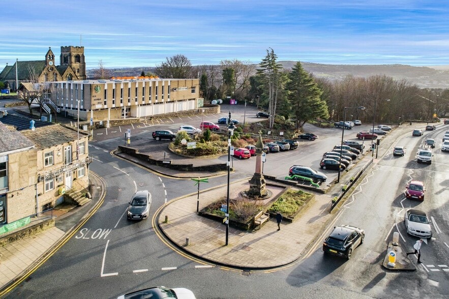 West Fold, Shipley à vendre - Photo du bâtiment - Image 2 de 3