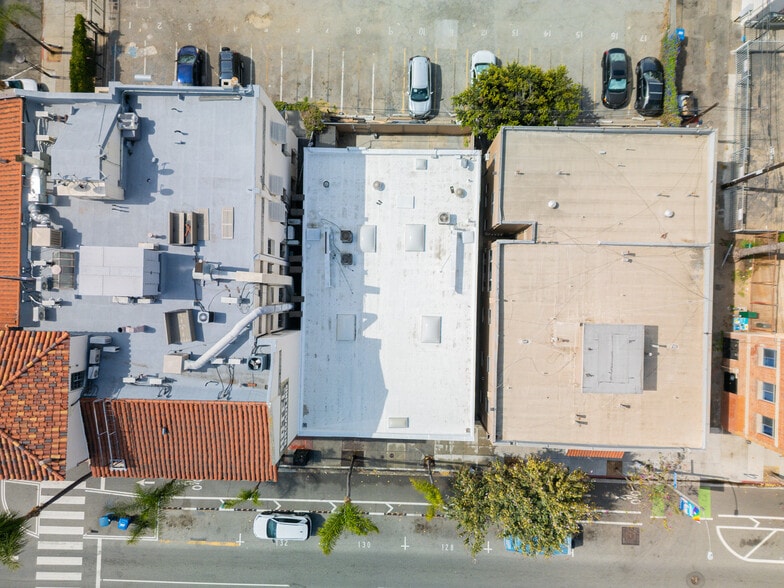 434 E Broadway, Long Beach, CA à vendre - Photo du bâtiment - Image 3 de 18