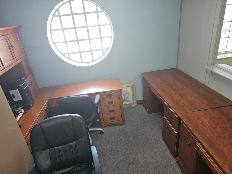 441-445 5th Ave, Indialantic, FL for lease - Interior Photo - Image 2 of 6