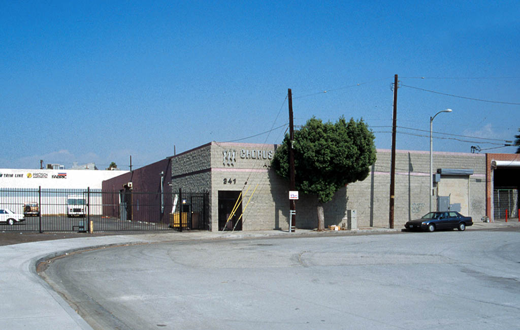 341 W 31st St, Los Angeles, CA for lease Primary Photo- Image 1 of 8