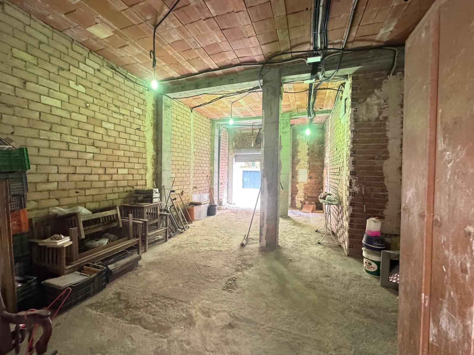 Commerce de détail dans Vélez-Málaga à vendre Photo du bâtiment- Image 1 de 24