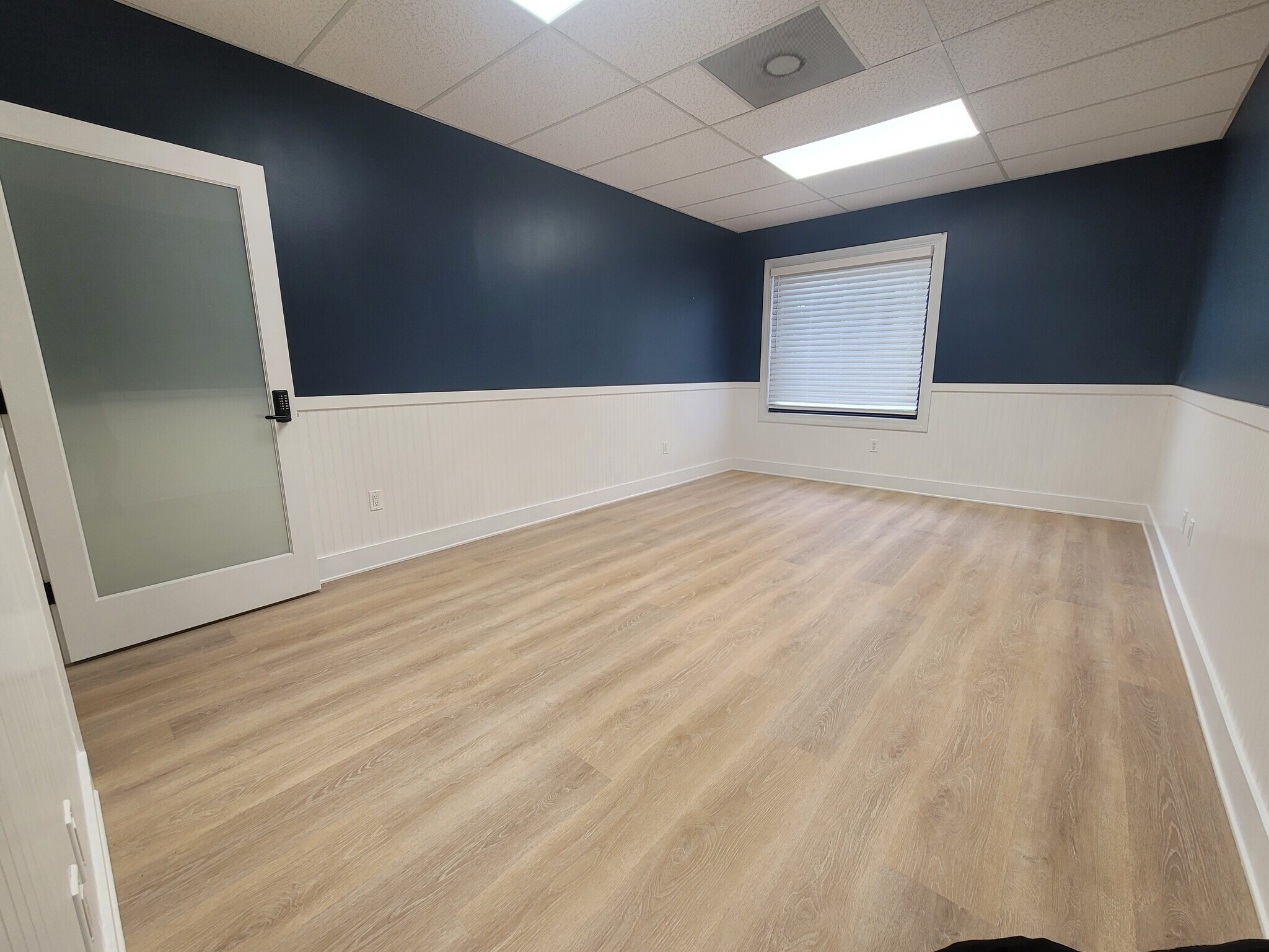 100A Central Ave, Goose Creek, SC for lease Interior Photo- Image 1 of 11
