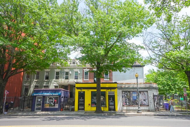 Plus de détails pour 3217 Georgia Ave NW, Washington, DC - Commerce de détail à vendre