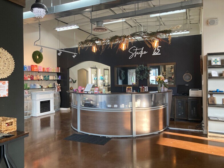 2525 W Bethany Rd, Sycamore, IL à vendre - Photo du bâtiment - Image 3 de 30