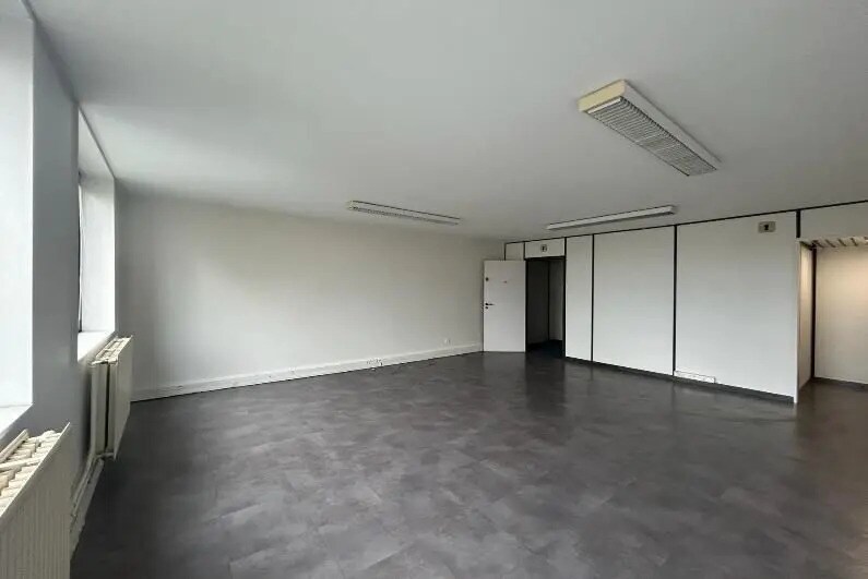 Office in Évry-Courcouronnes for lease - Building Photo - Image 3 of 5